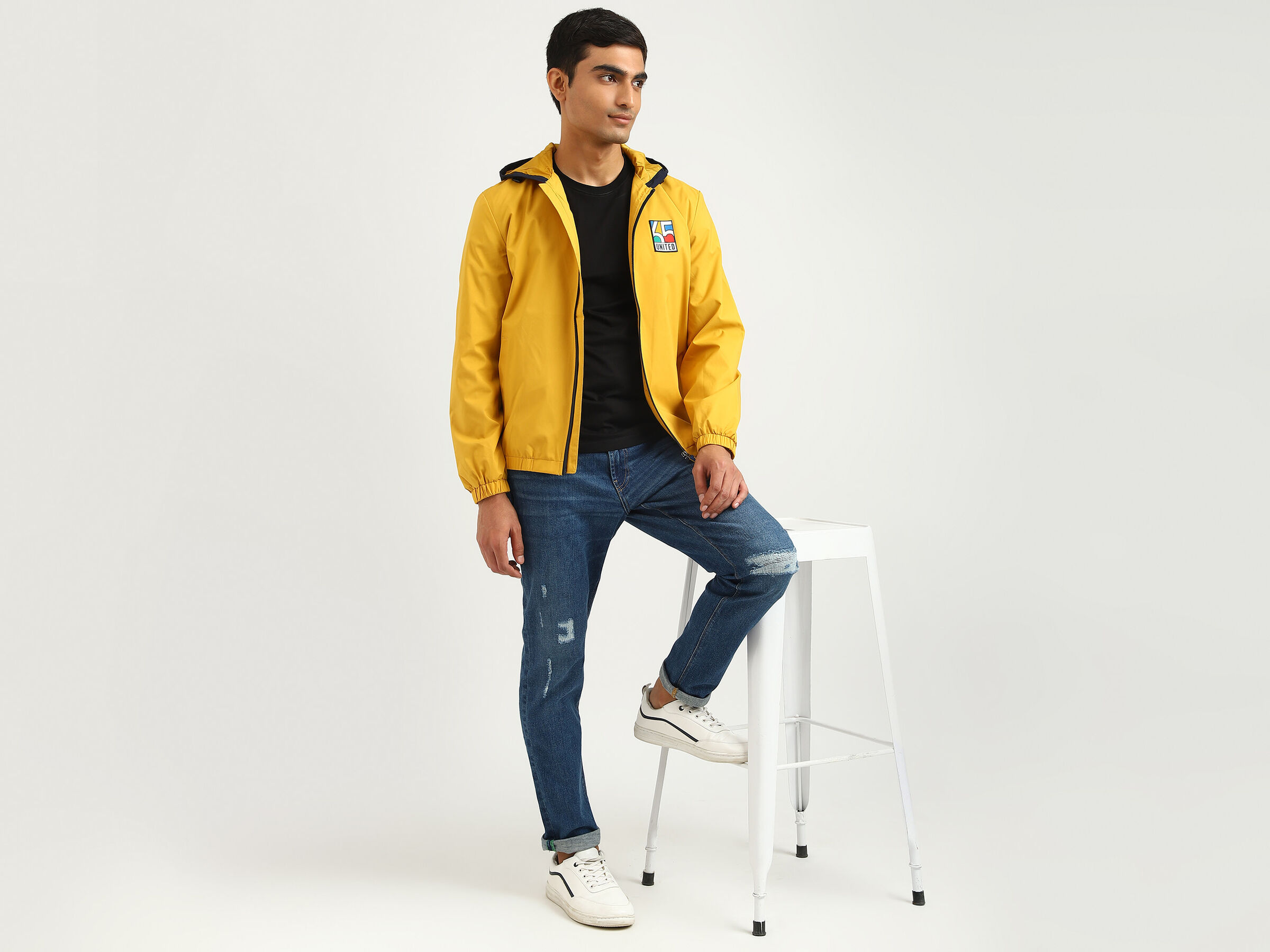 BRANDING LIGHTWEIGHT HOOD JACKET image number 5